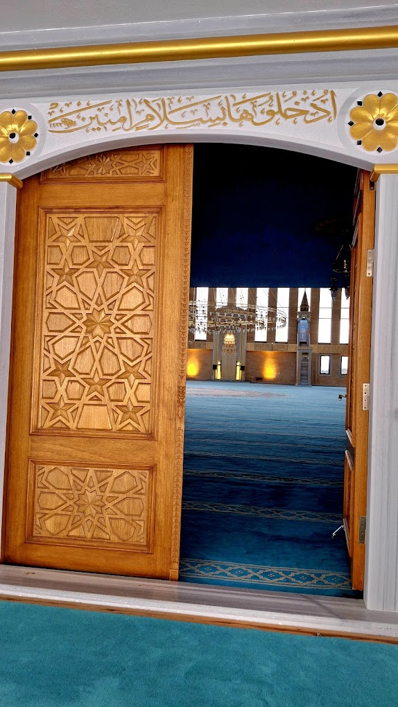 Şeyh Edebali Camii Külliyesi