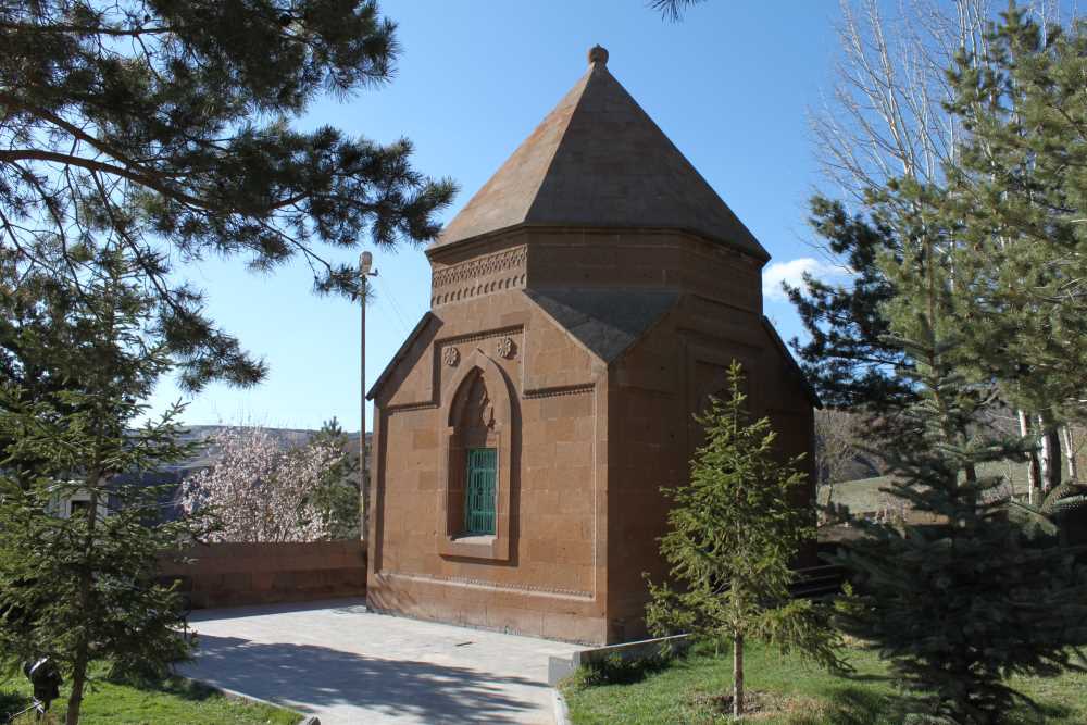 Abdurrahman Gazi Türbesi