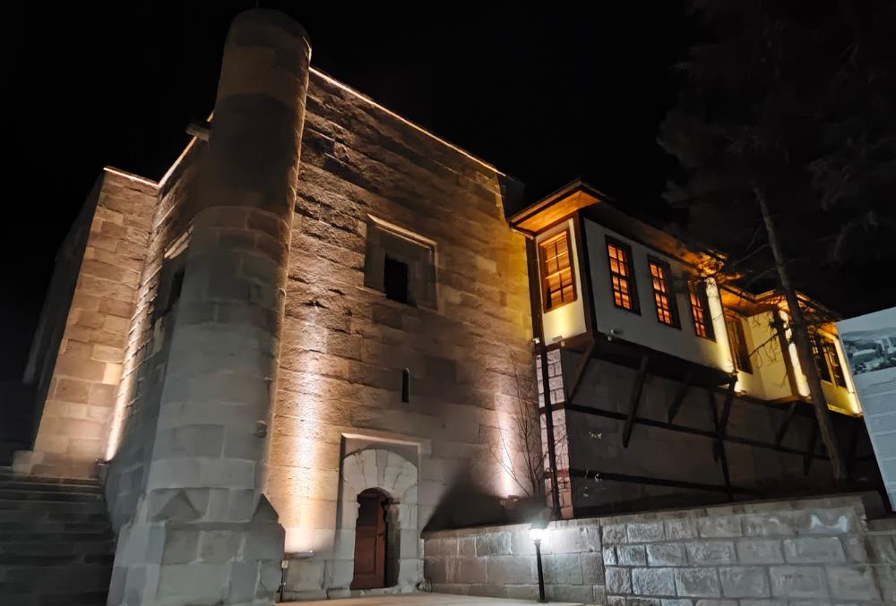 Cemaleddin Ferruh Darülhadisi (Taş Mescit)