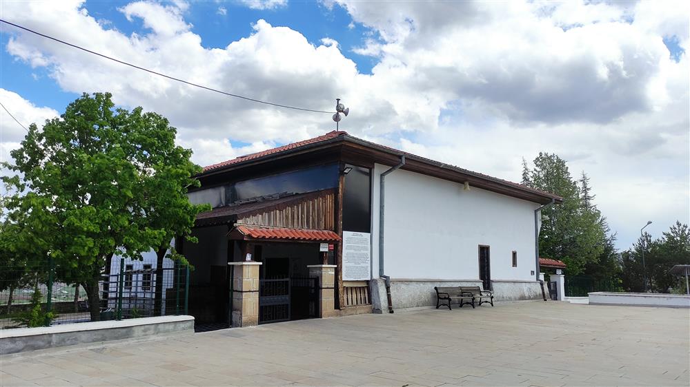 Hacı Murad-ı Velî Türbe ve Camii