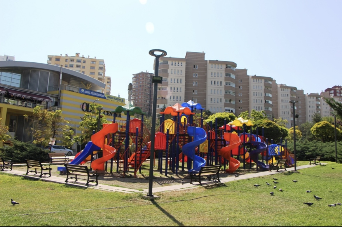 Atatürk Parkı 100. Yıl Birlik Parkı