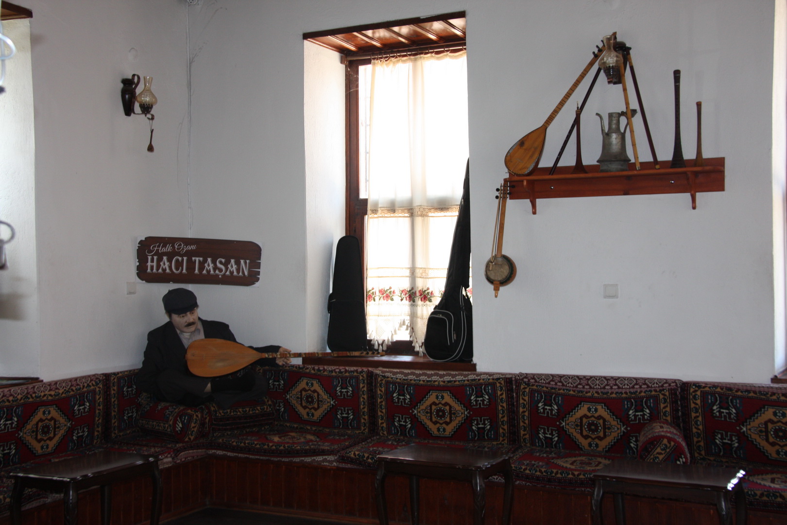 Taş Mektep (Hacı Taşan Kültür Merkezi)