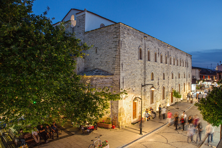 Ayıos Haralambos Kilisesi