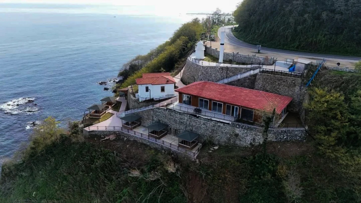 Çamburnu Feneri- Kaleyaka