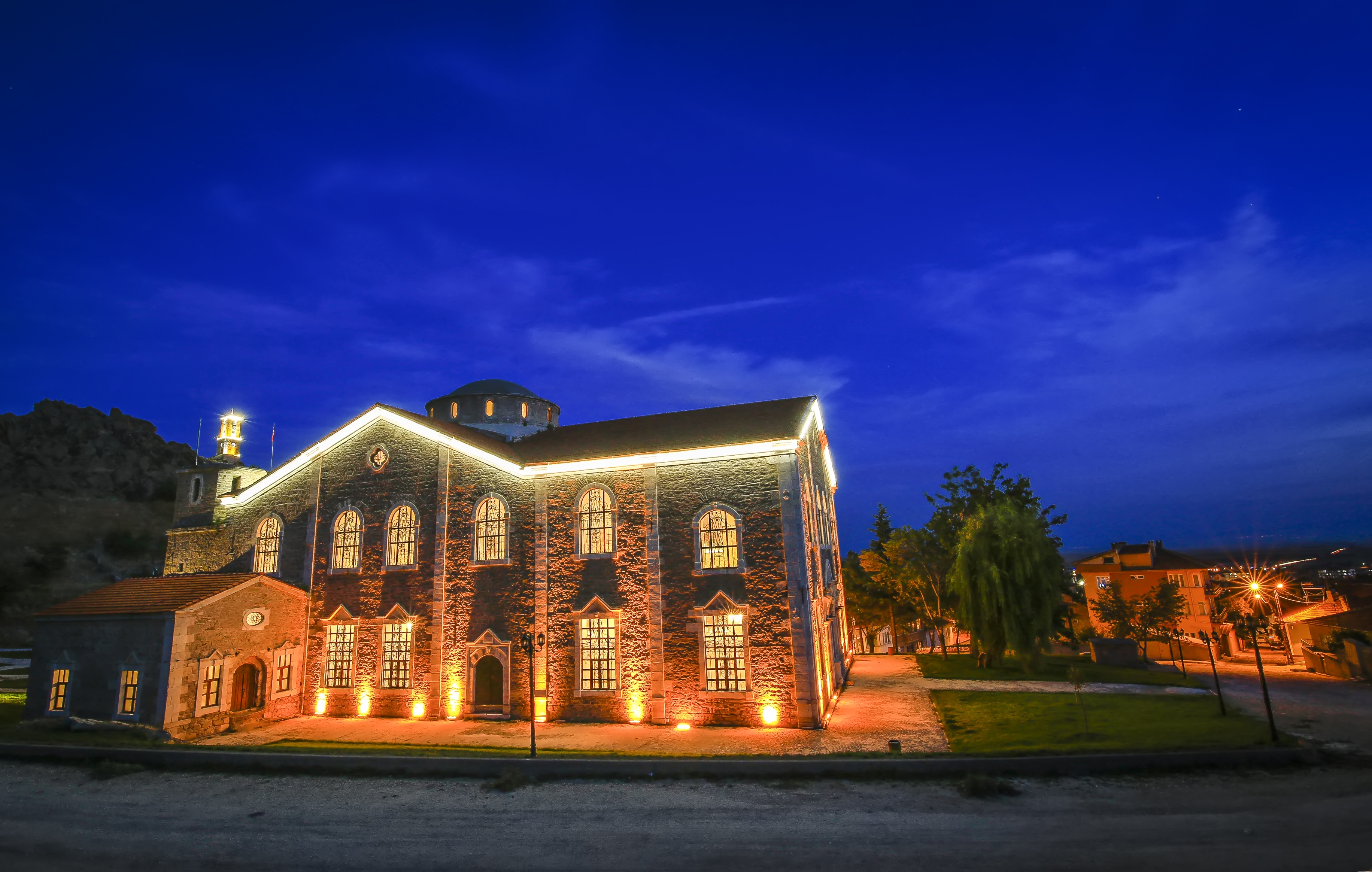 Sivrihisar Surp Yerrortutyun Ermeni Kilisesi