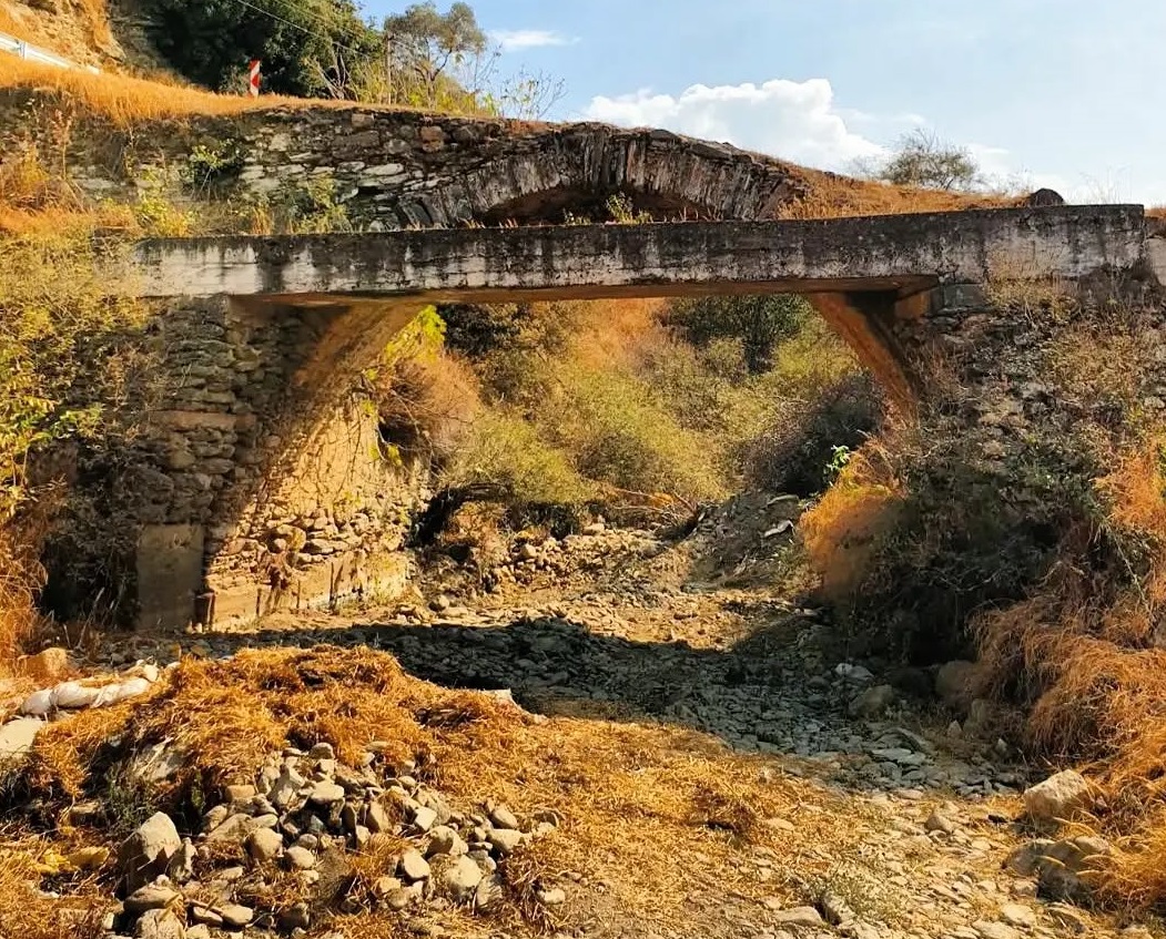 Beydağ Tarihi  Taş Köprü