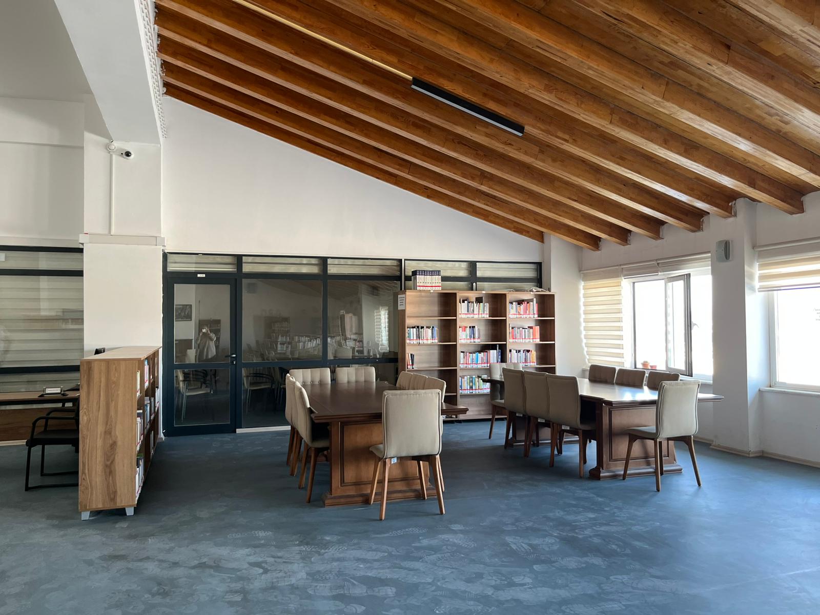 Kütahya Sağlık Bilimleri Üniversitesi Kütüphanesi