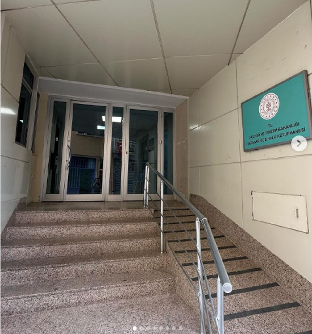 Gaziemir İlçe Halk Kütüphanesi