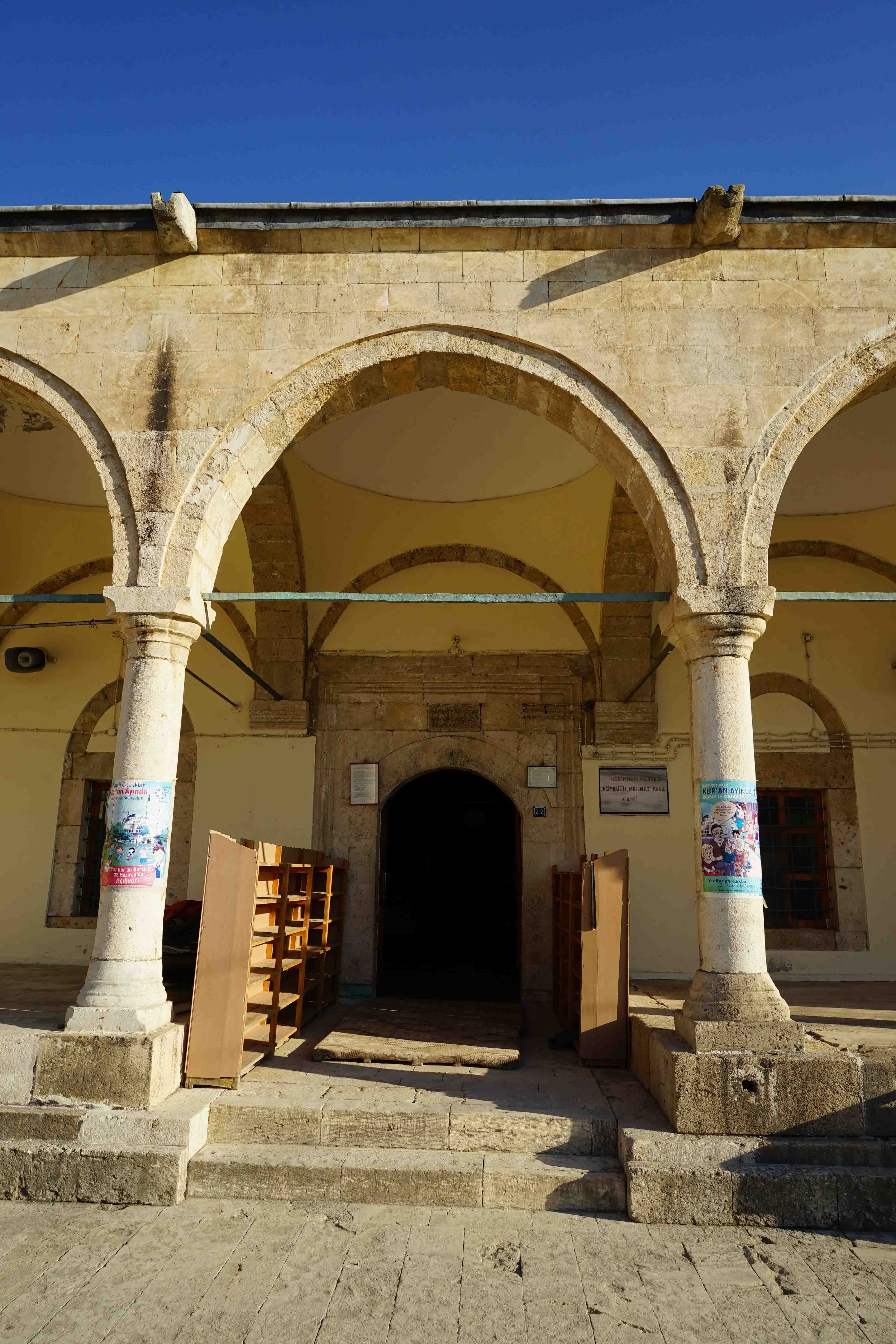 Hekimhan Köprülü Mehmet Paşa Camisi