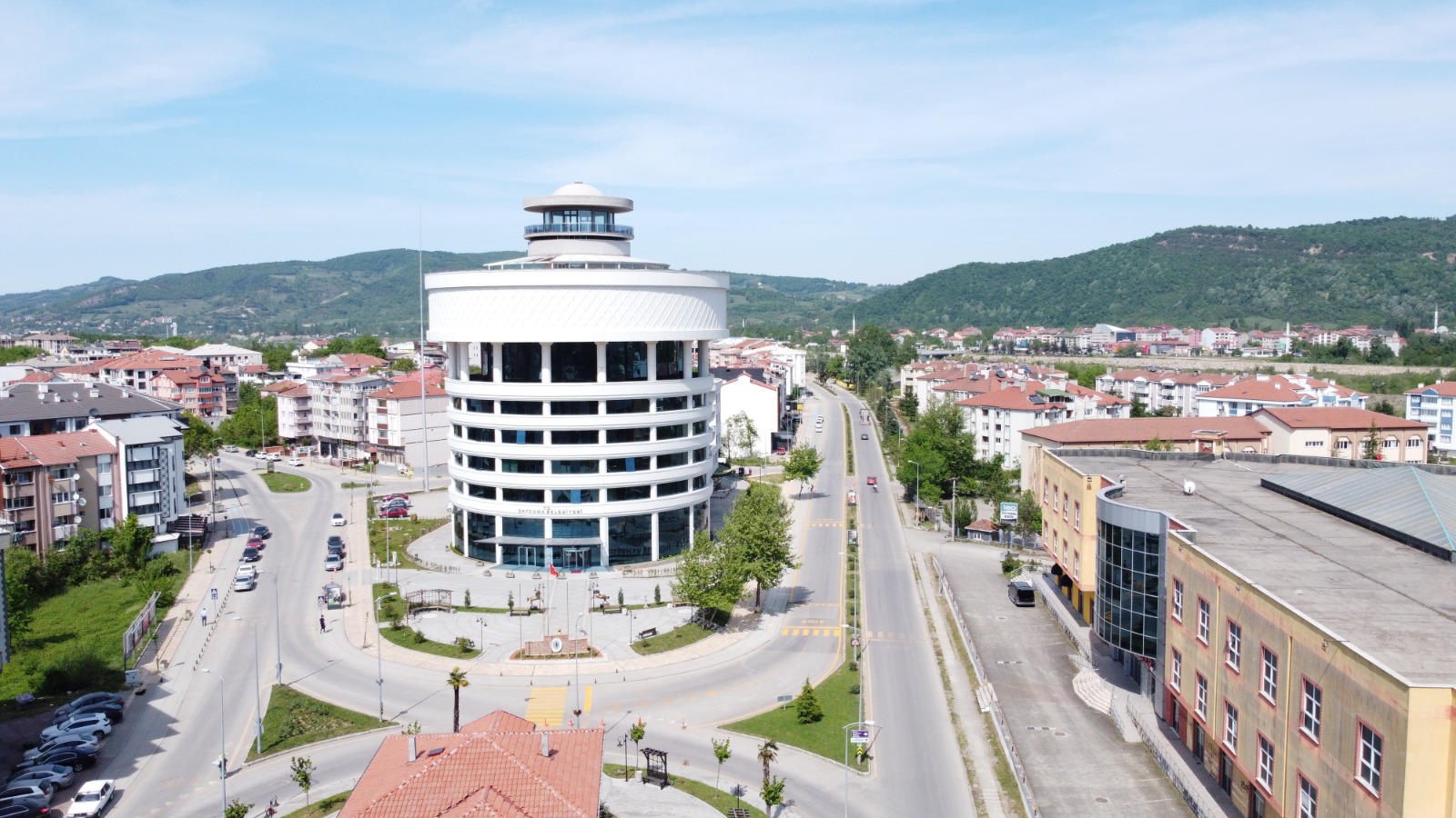 ÇAYCUMA BELEDİYESİ HİZMET BİNASI