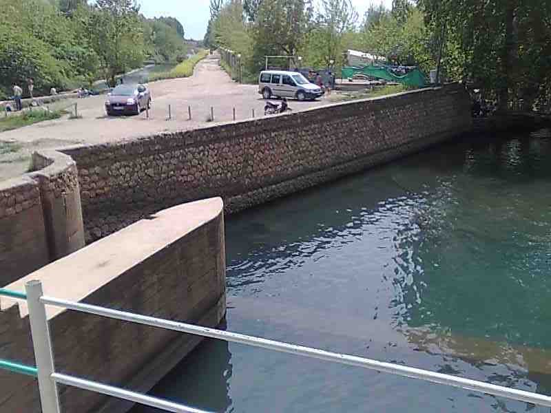 Çağ Çağ Suyu ve Vadisi