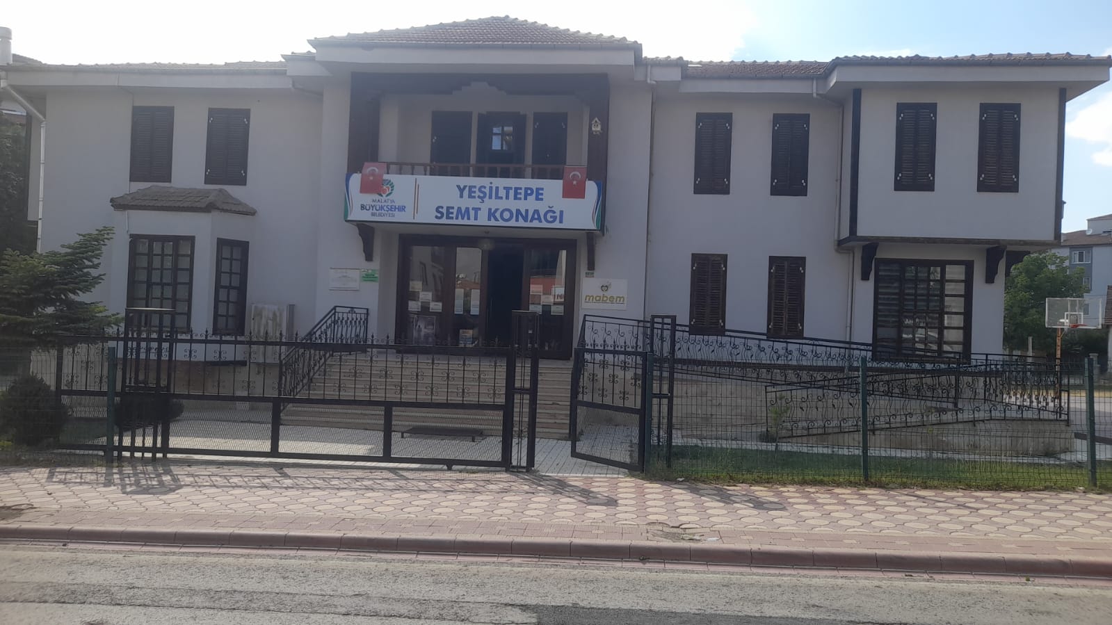 Büyükşehir Belediyesi Yeşiltepe Semt Konağı