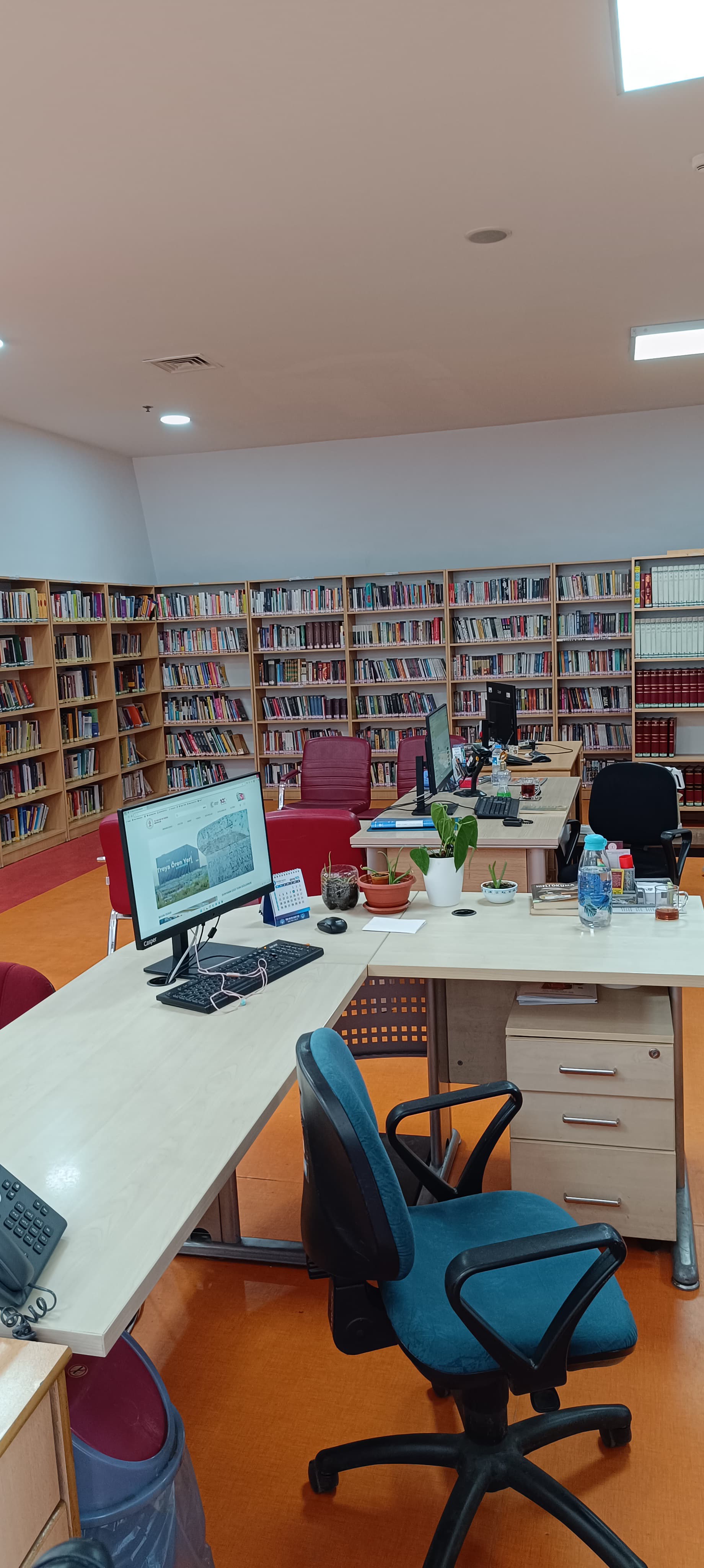 Sadreddin Konevi Halk Kütüphanesi