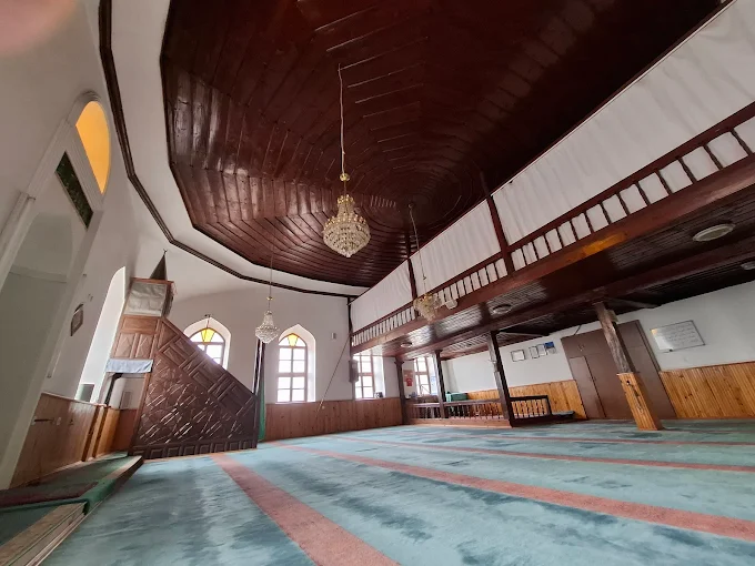 Hidayetullah/Dişçi CAMİİ