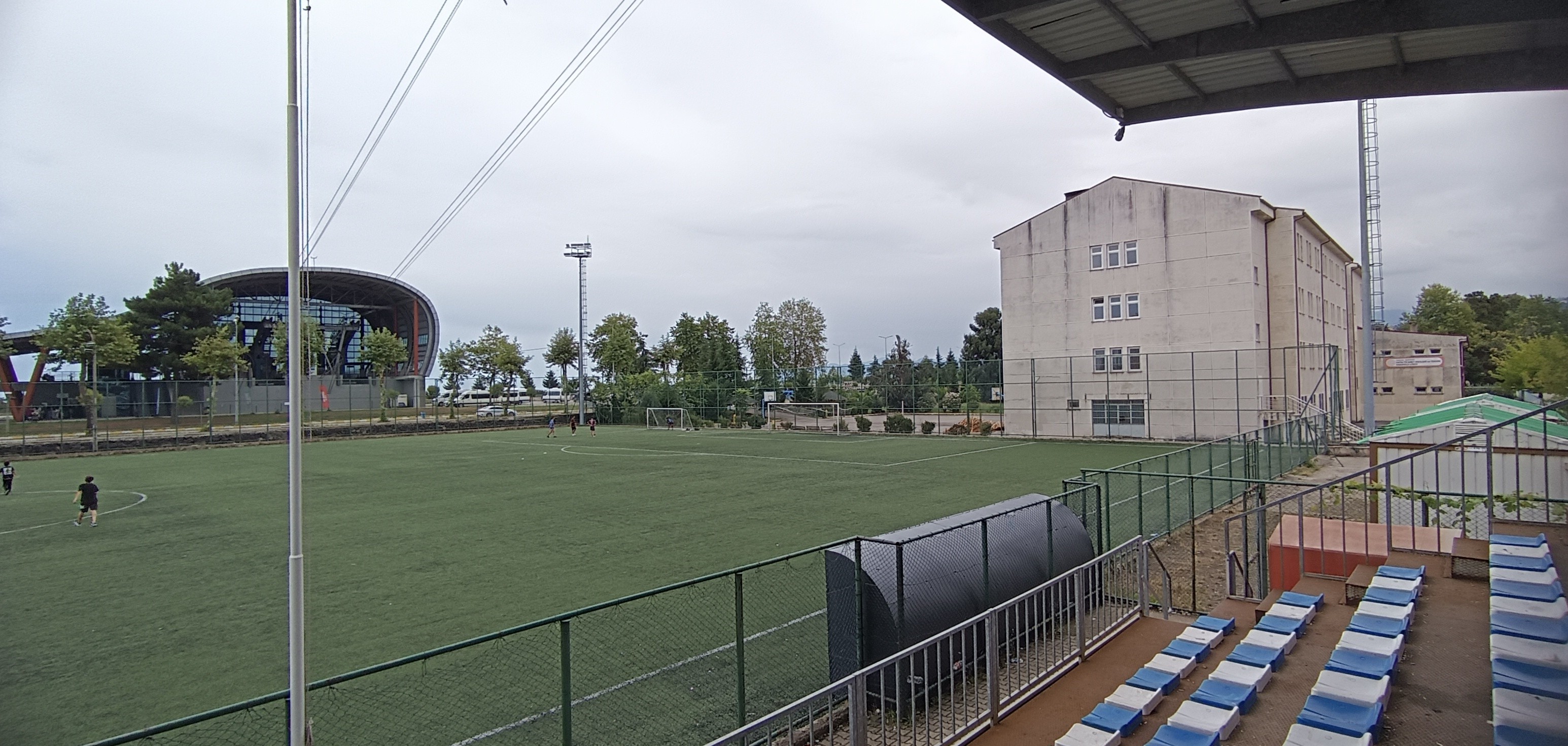 Beşikdüzü İlçe Stadı