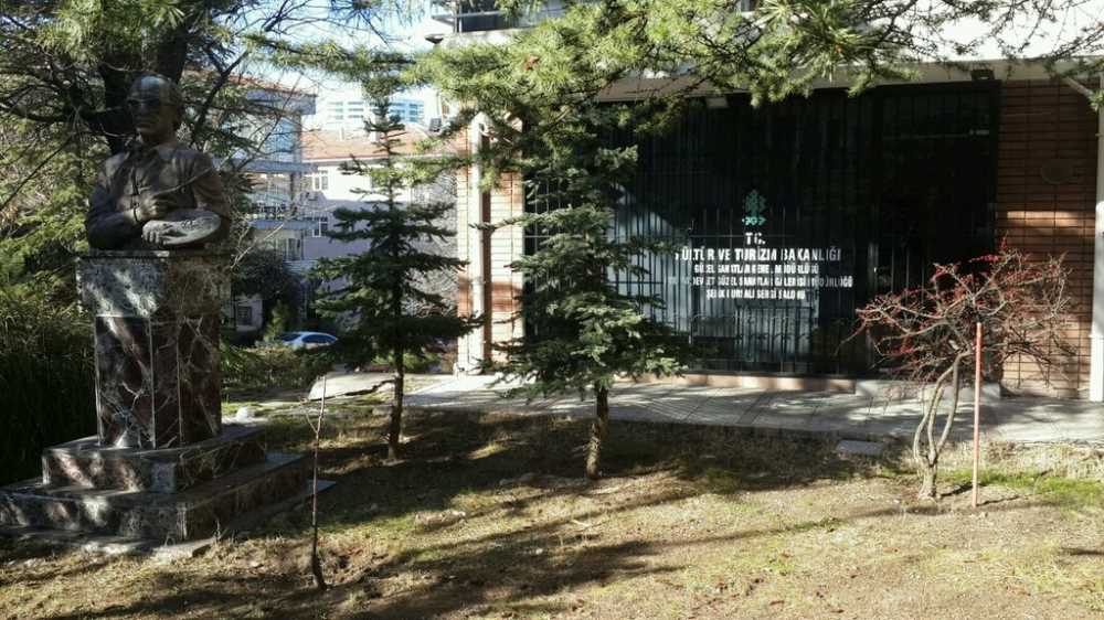 Şefik Bursalı Müzesi