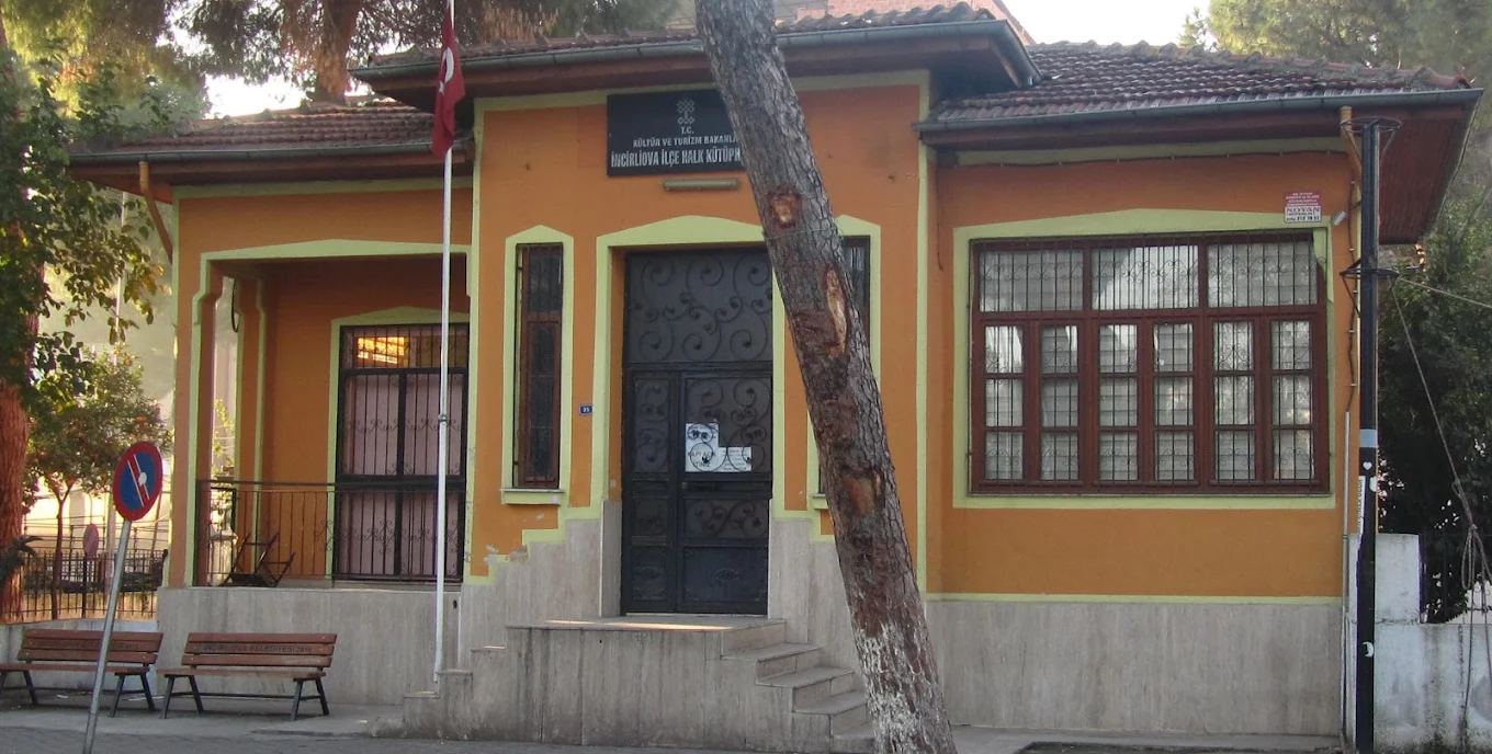 İncirliova İlçe Halk Kütüphanesi