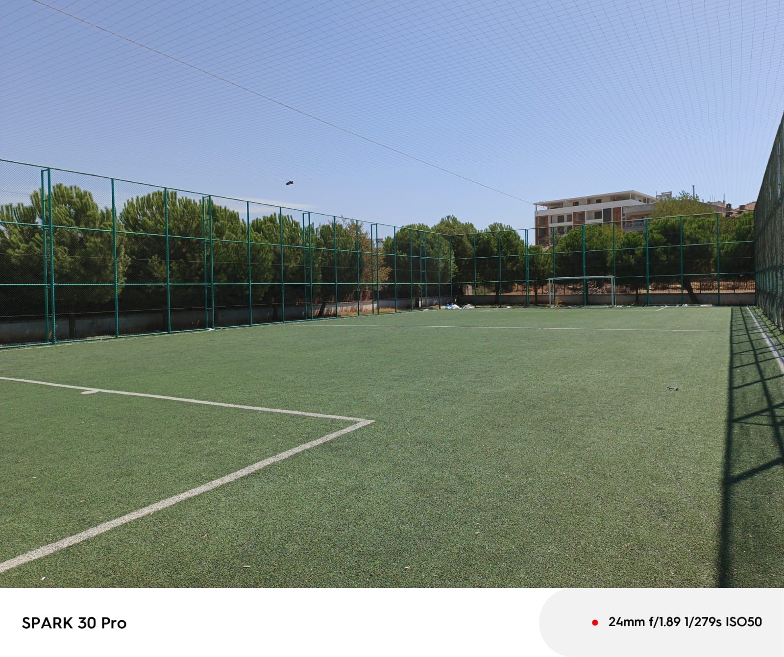 Mehmet Hüseyin Öncel İlkokulu Halı Sahası