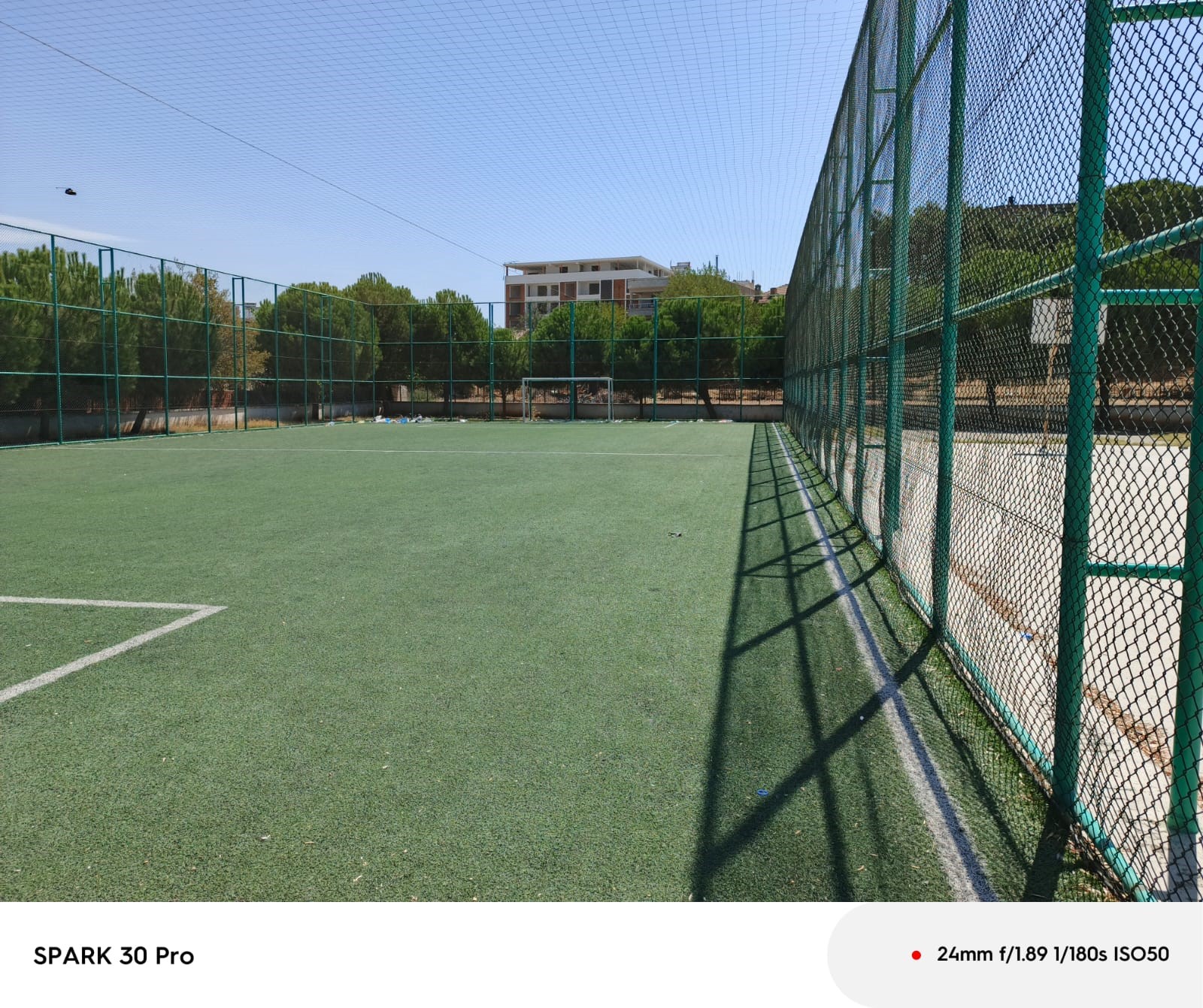 Mehmet Hüseyin Öncel İlkokulu Halı Sahası