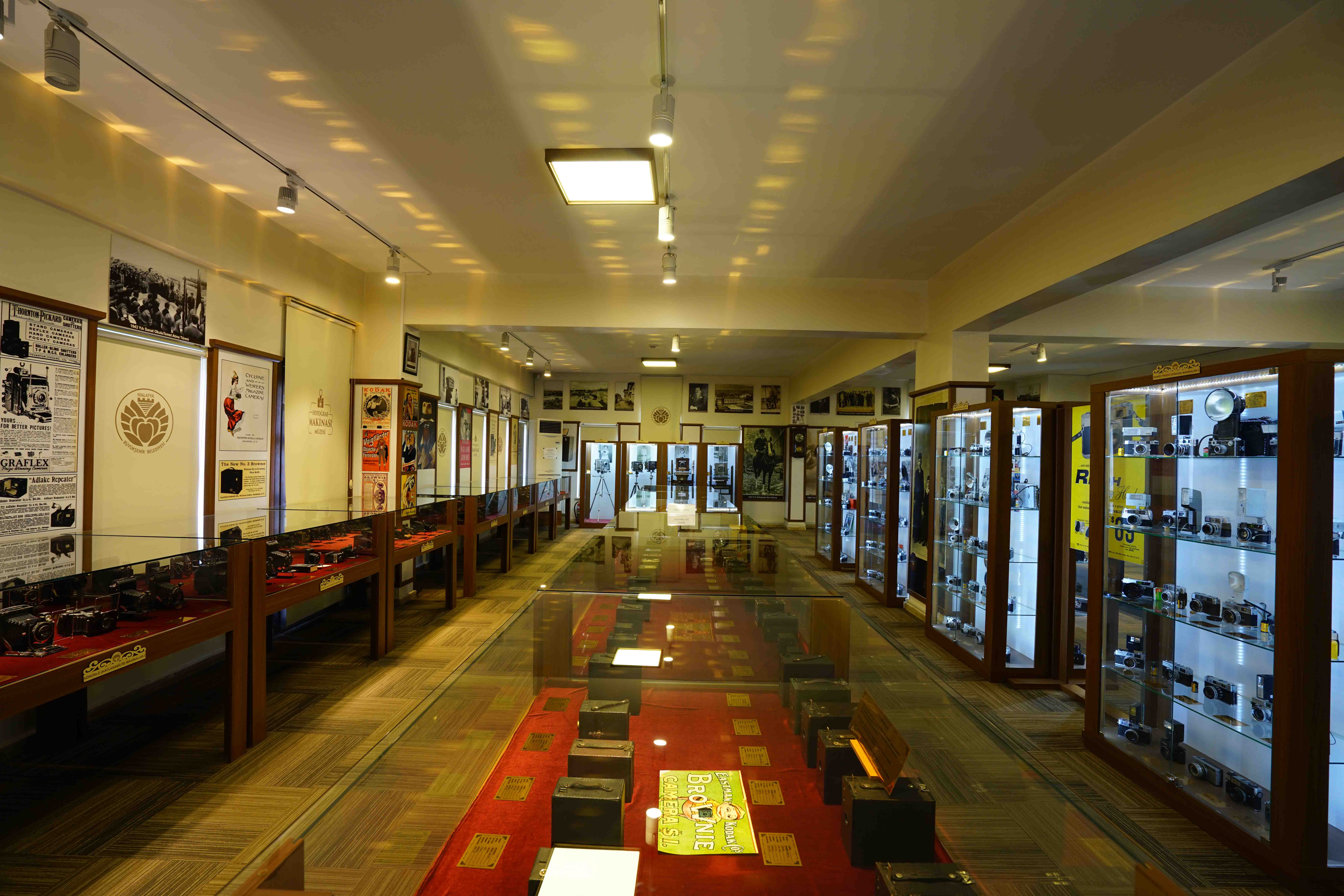 Büyükşehir Belediyesi 2023 Fotoğraf Makinesi Müzesi