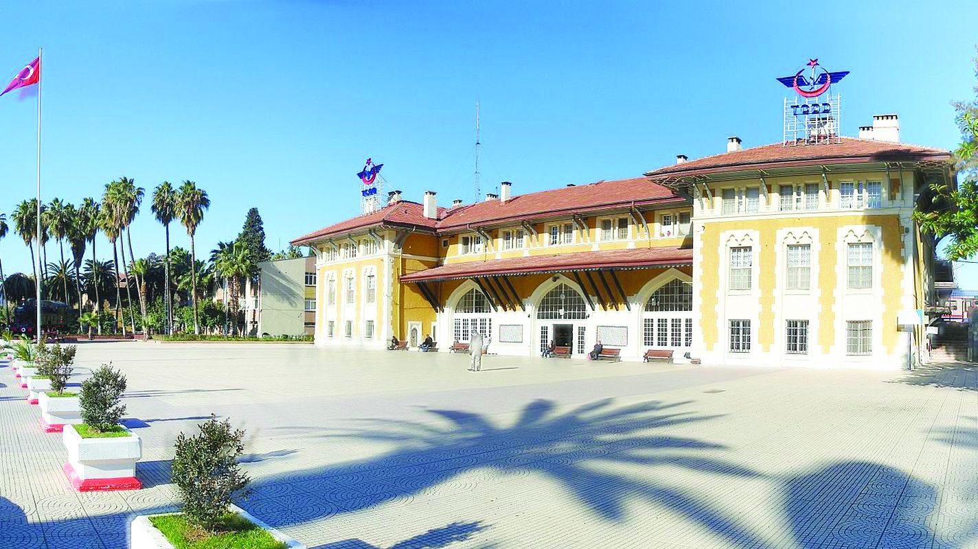 Adana Tren İstasyonu