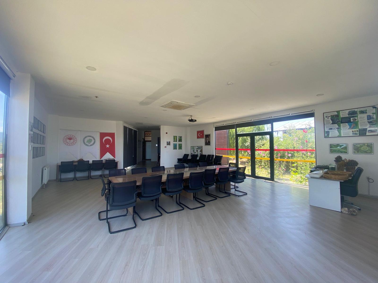 HERSEK LAGÜNÜ DOĞA EĞİTİM MERKEZİ VE ENGELSİZ TIBBİ AROMATİK BİTKİLER BAHÇESİ