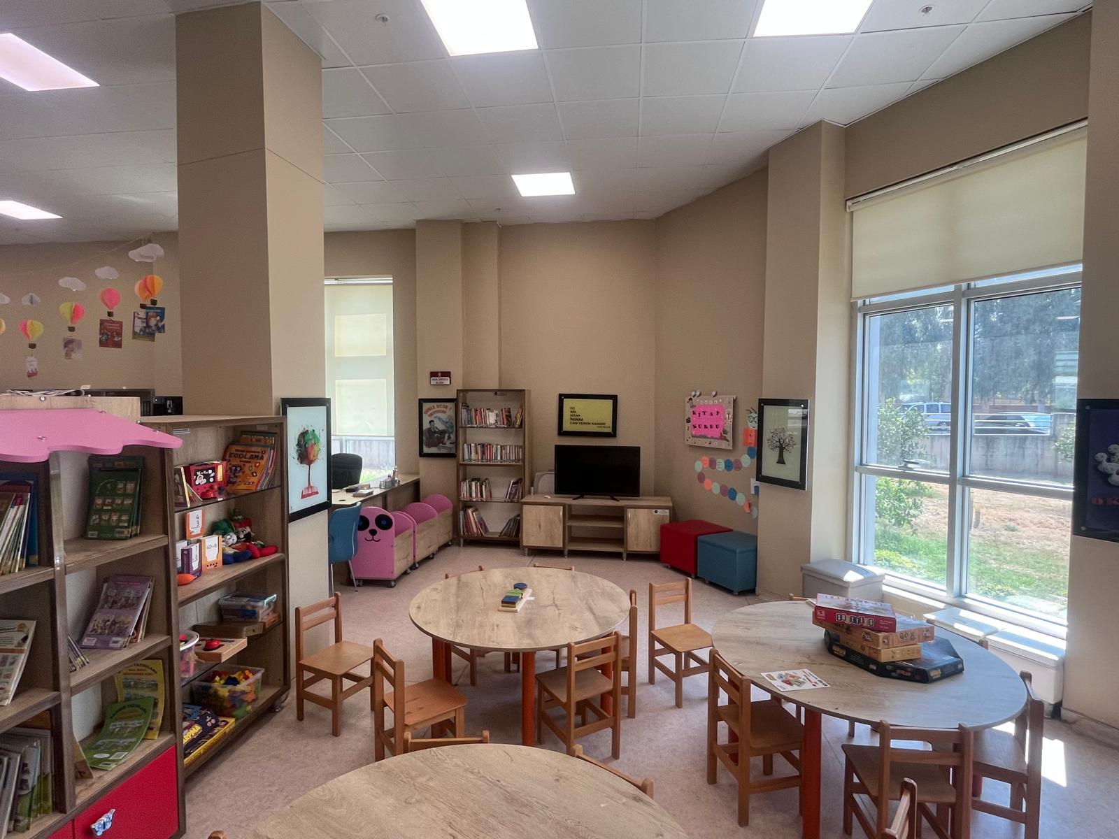 Erzin İlçe Halk Kütüphanesi