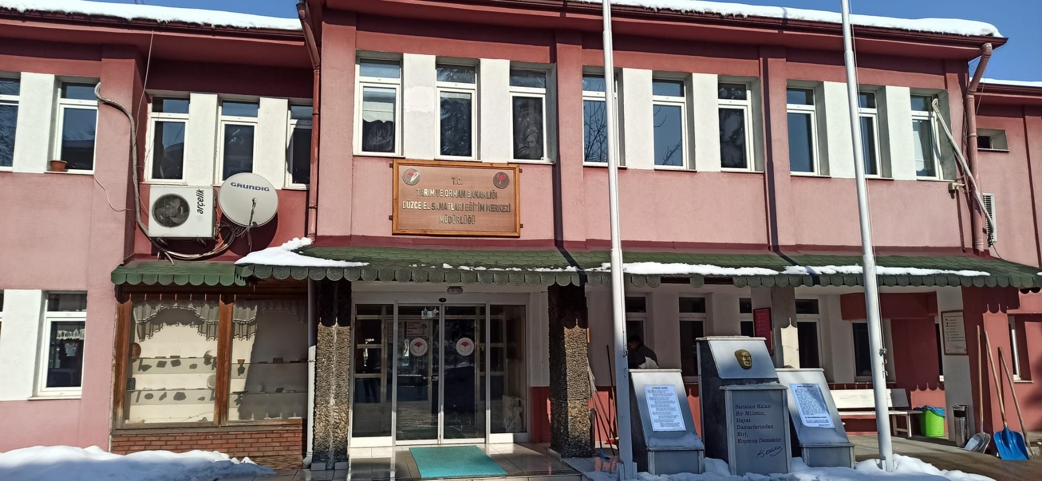 Düzce El Sanatları Eğitim Merkezi Müdürlüğü