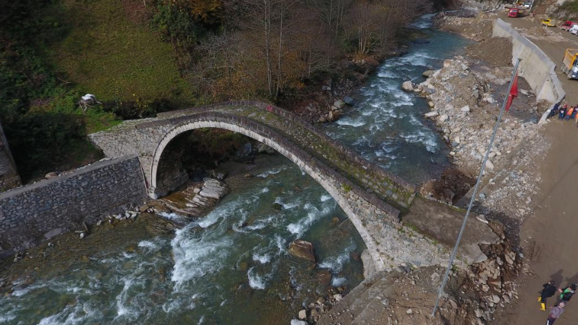 Meydancık Taş Kemer Köprü