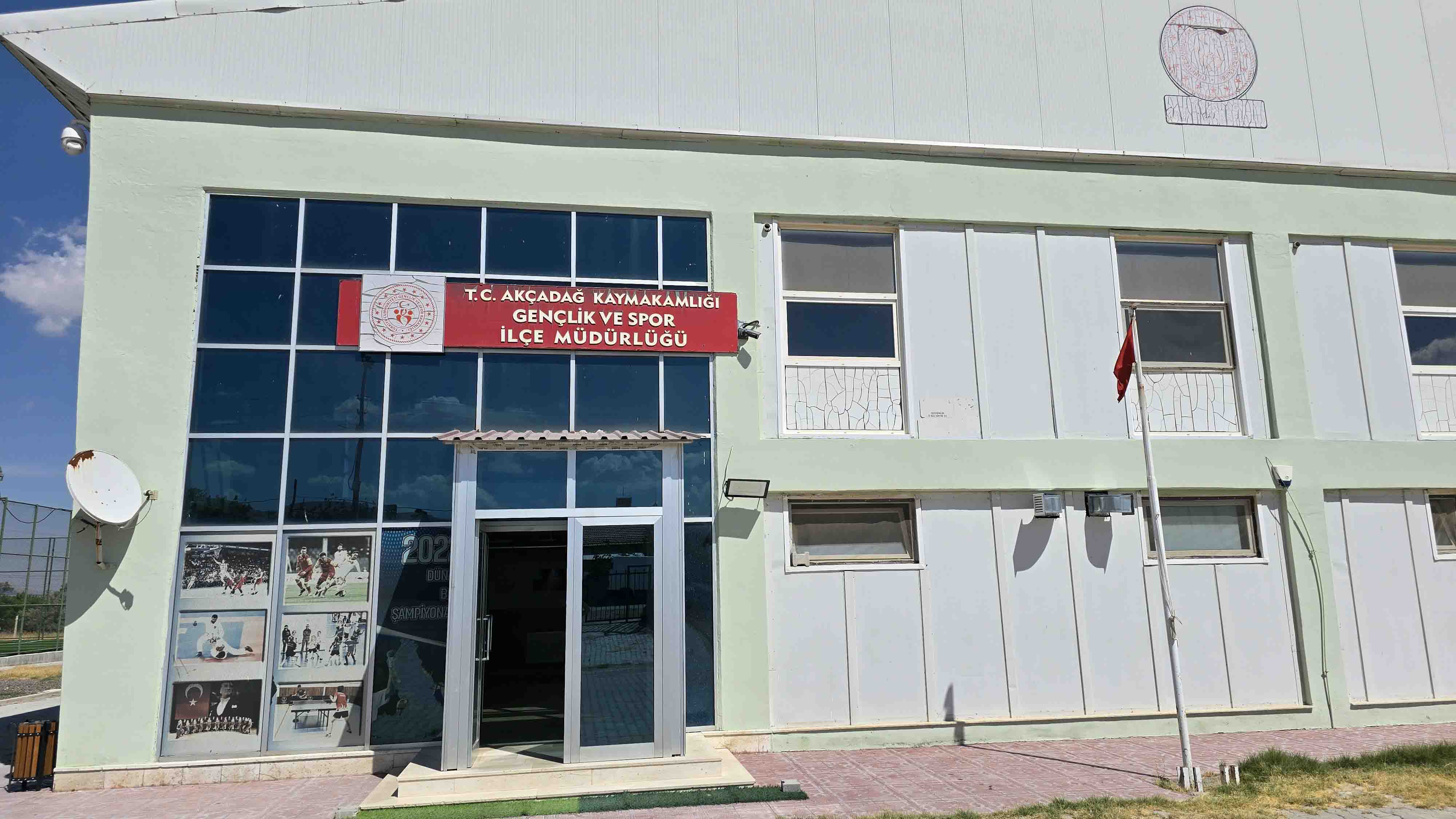 Akçadağ Gençlik ve Spor Merkezi