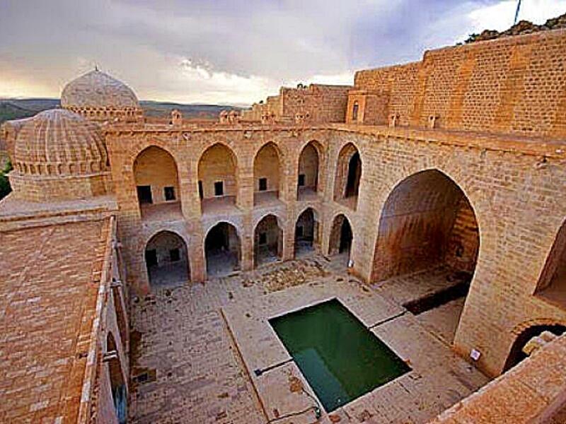 Zinciriye Medresesi (Sultan İsa Medresesi)