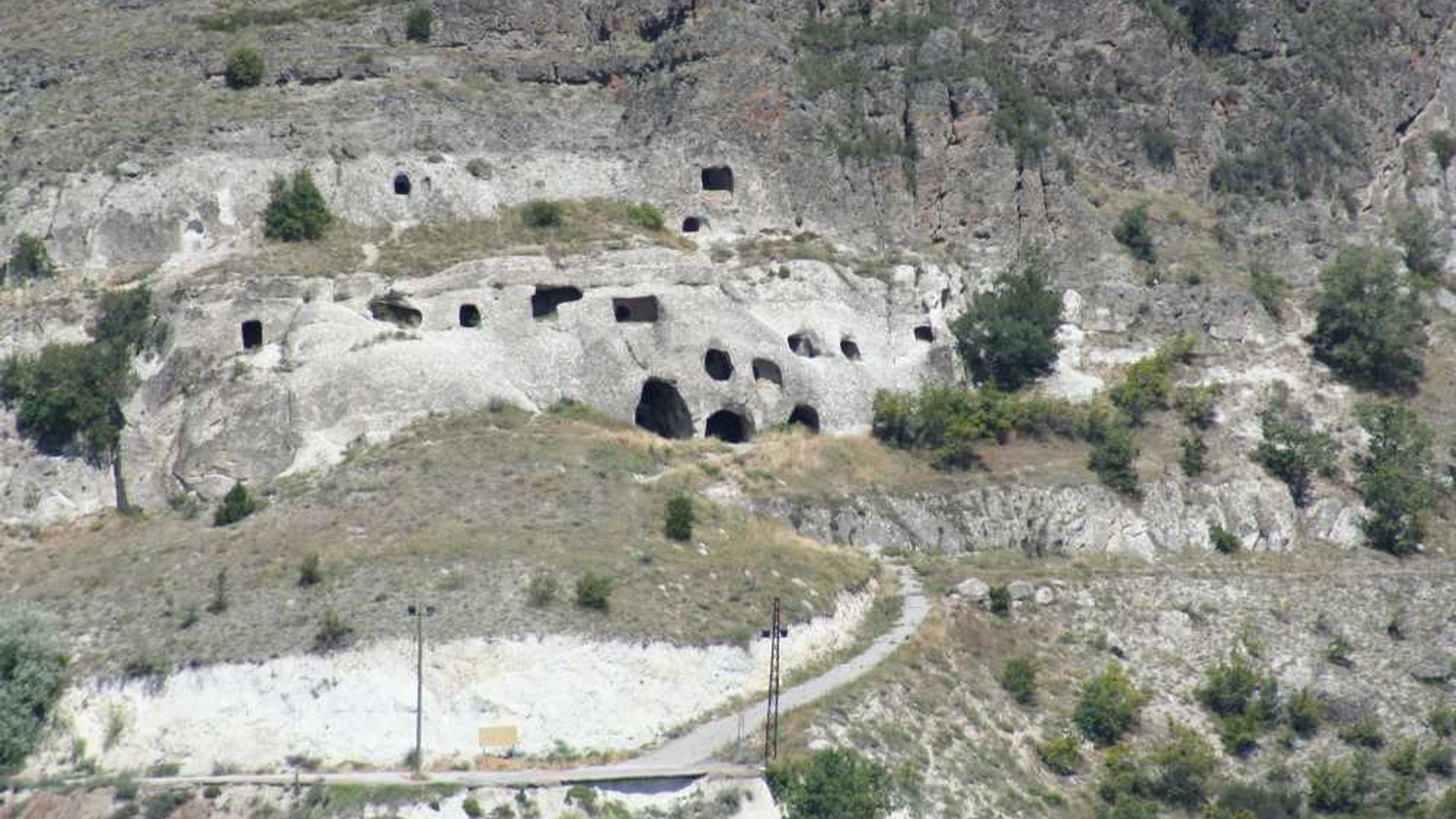 İndağı Kaya Mezarı