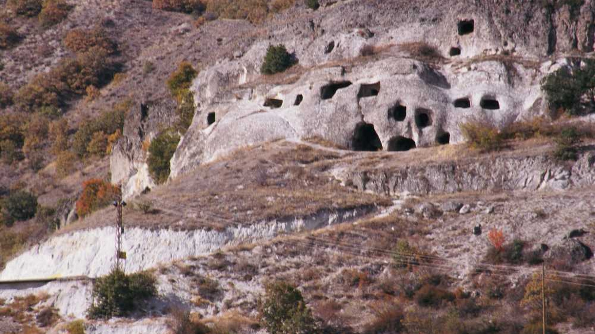 İndağı Kaya Mezarı