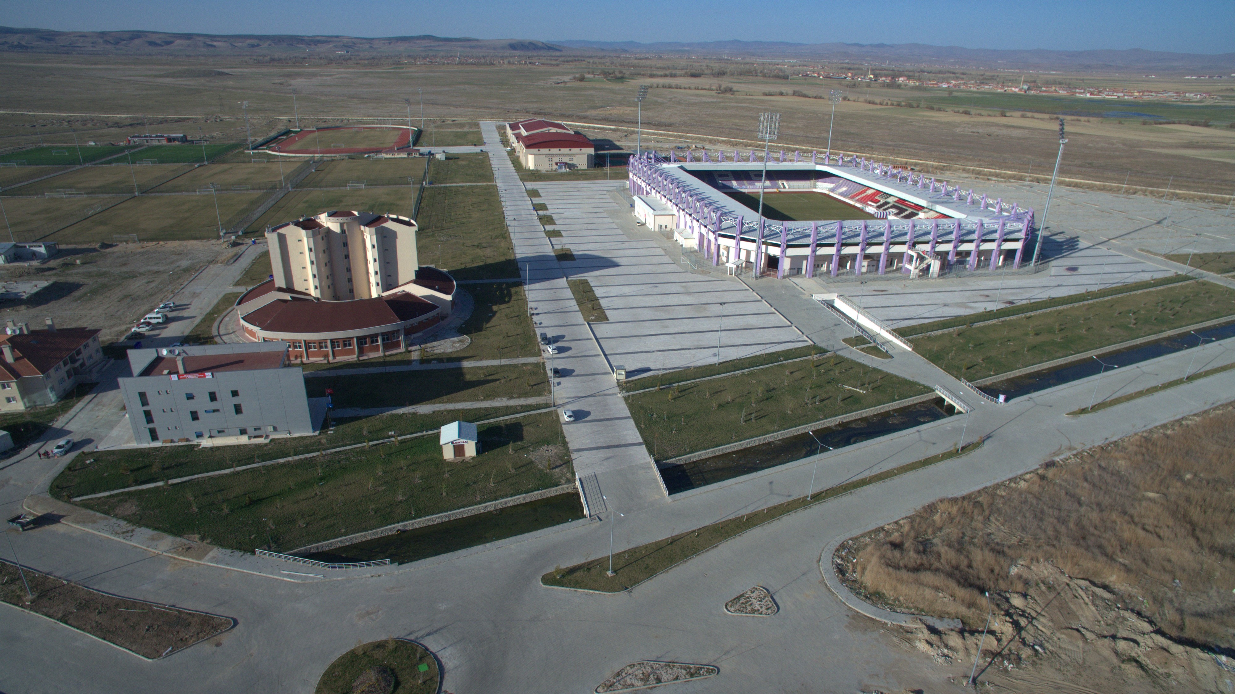 Afyonkarahisar Kocatepe Spor Kompleksi ve Zafer Stadyumu