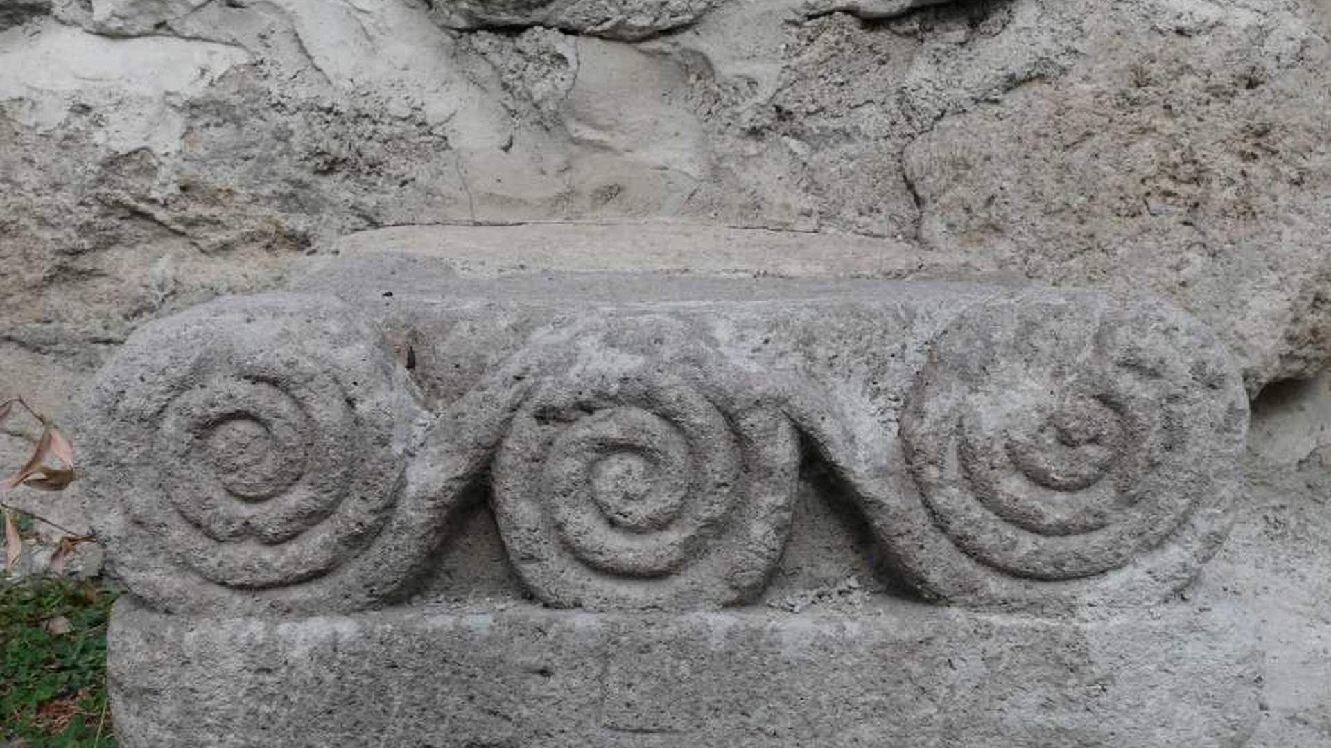 Sakaeli Kaya Mezarları ve Peri Bacaları