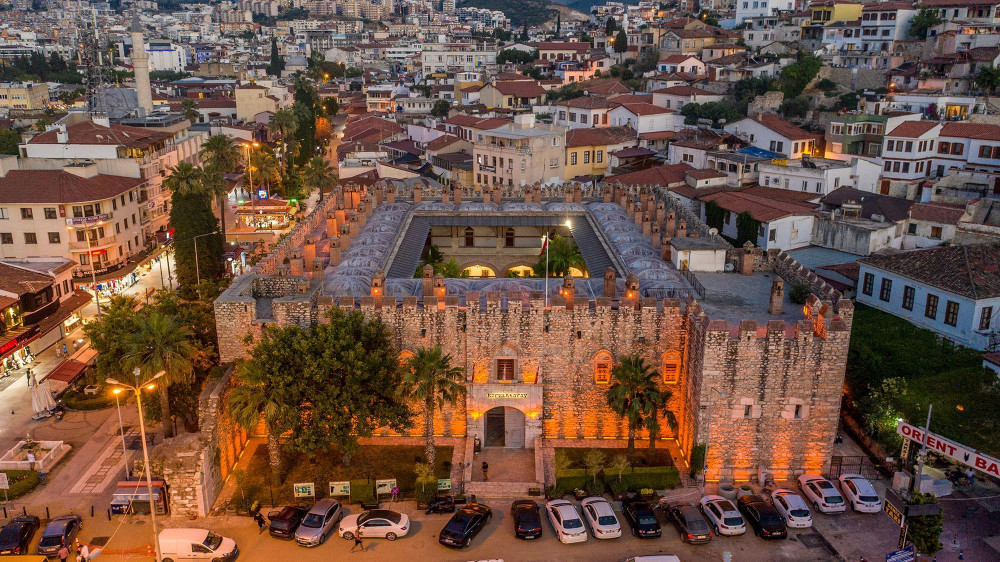 Kuşadası Kervansaray