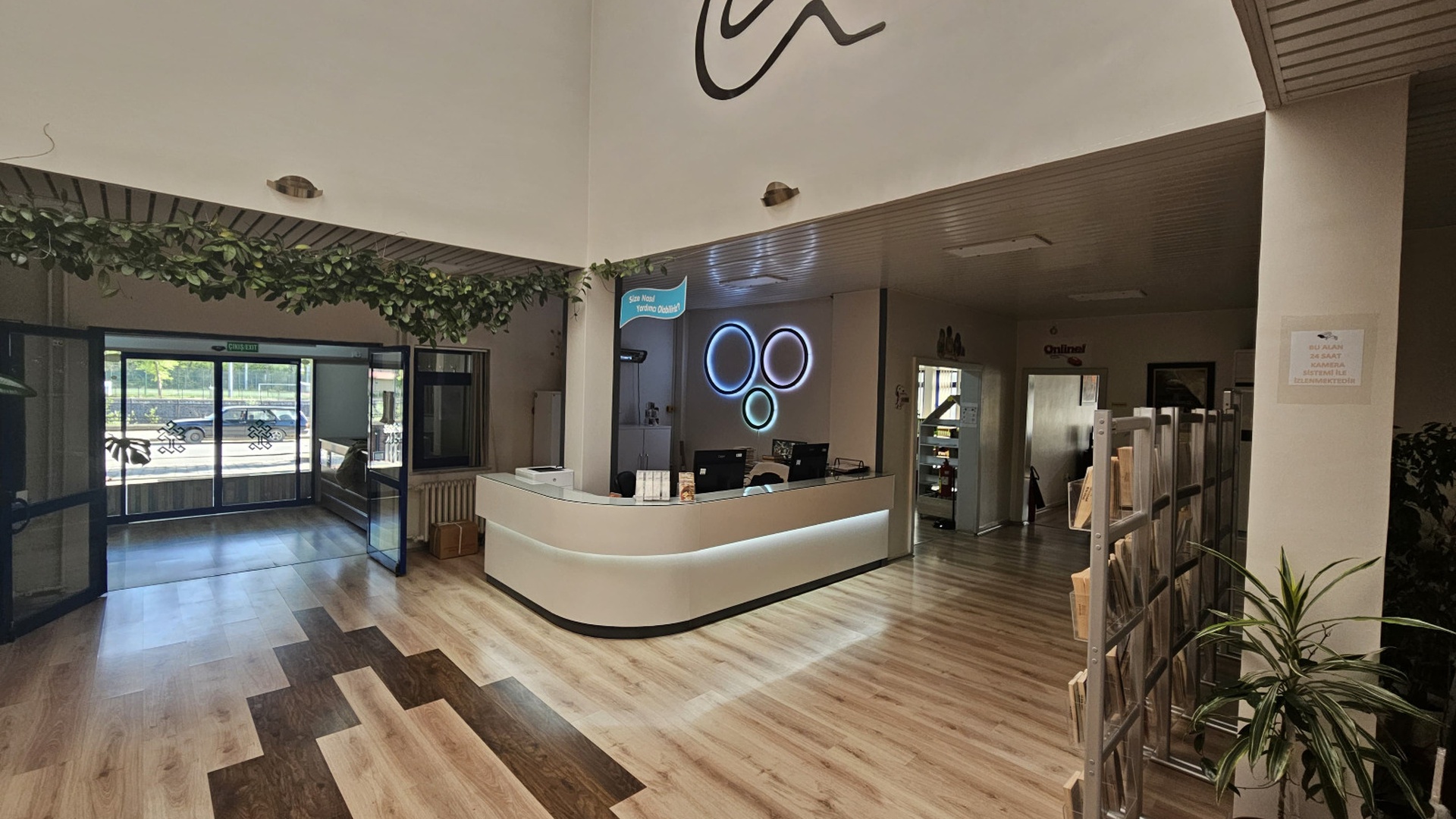 Ulus Halk Kütüphanesi