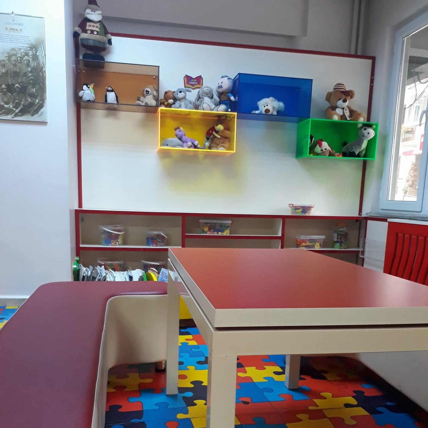 Nazmi Oğuz Çocuk Kütüphanesi