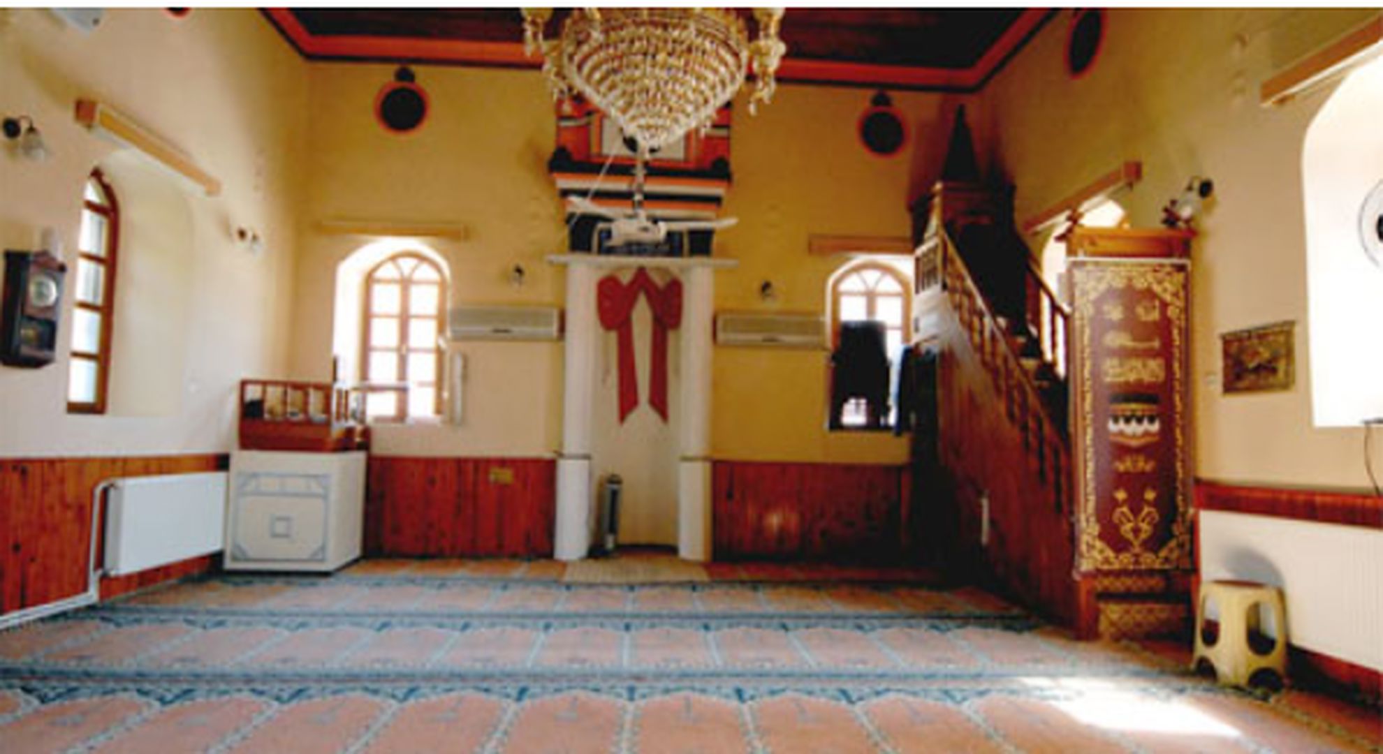 Hükümetönü Camisi