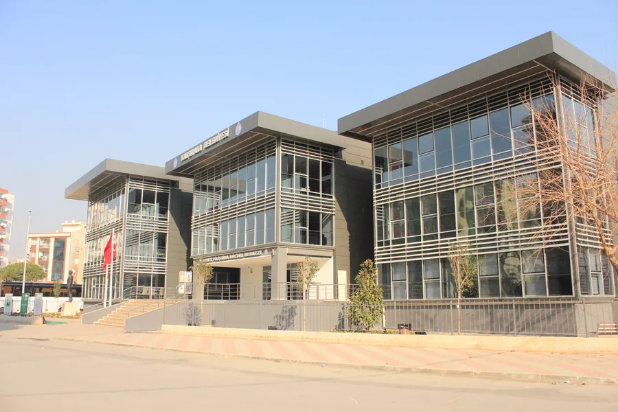 Ahmet Piriştina Kültür Merkezi