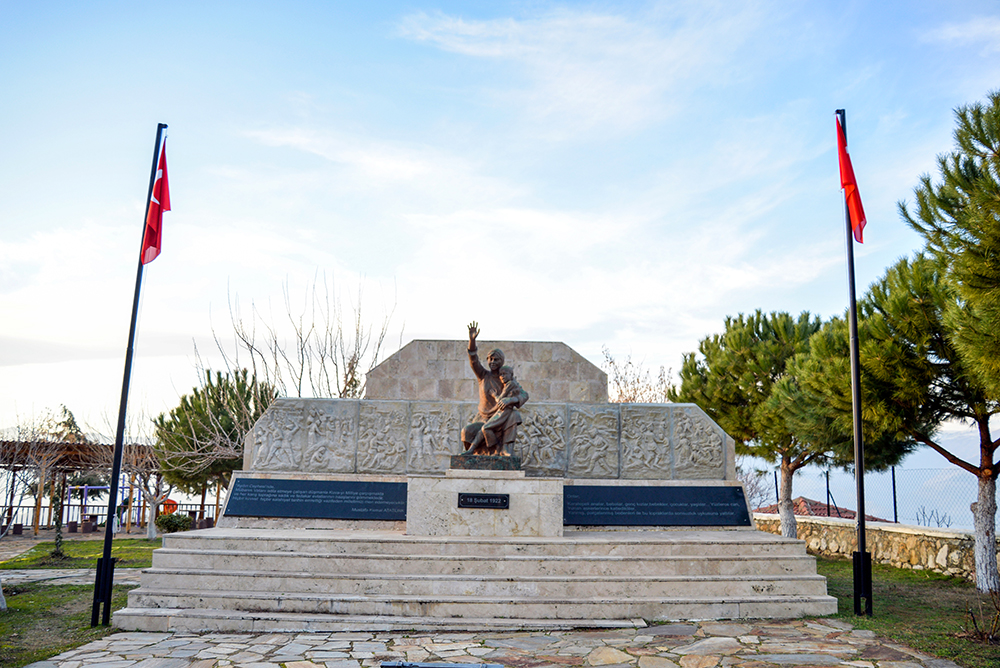 Karatepe Şehitliği