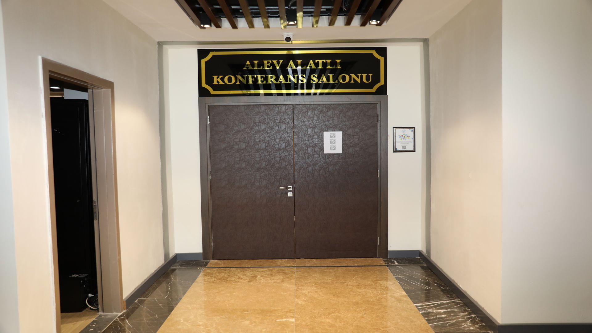 Alanya Alaaddin Keykubat Üniversitesi Alev Alatlı Konferans Salonu