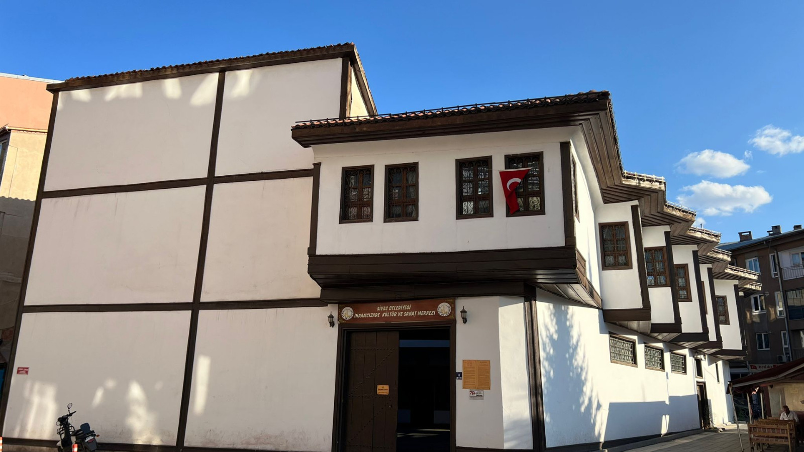 İhramcızade Kültür Ve Sanat Merkezi