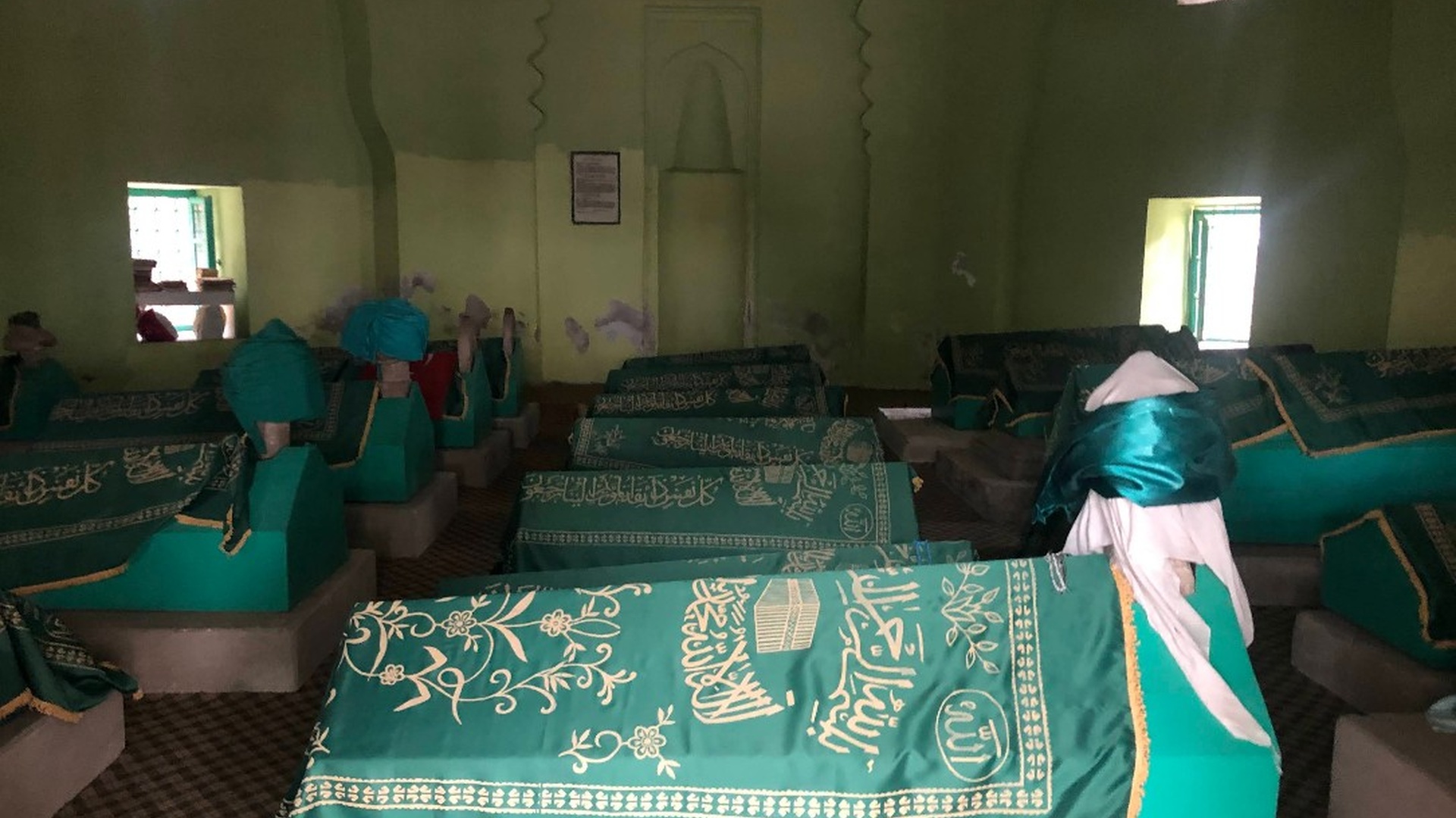 22 Sultanlar Türbesi