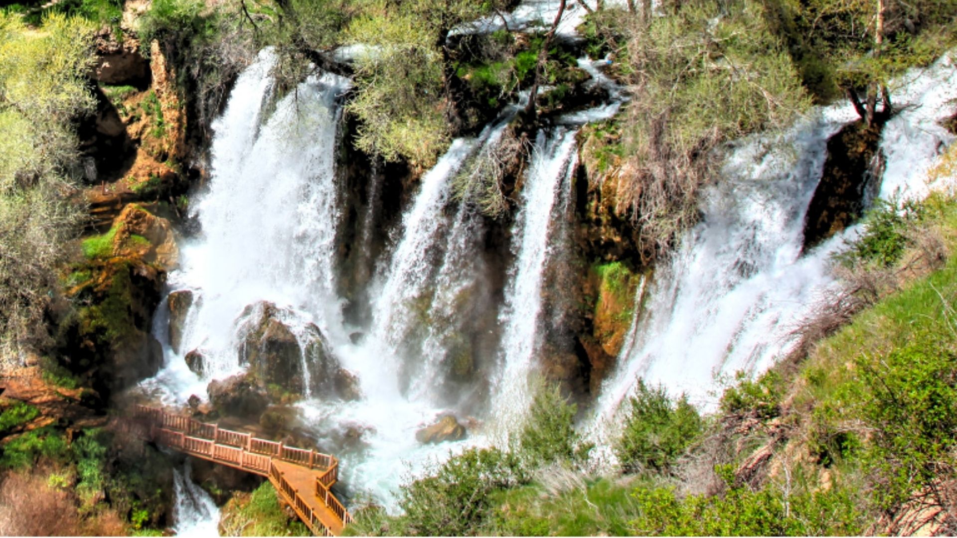 Gemerek Sızır Şelalesi