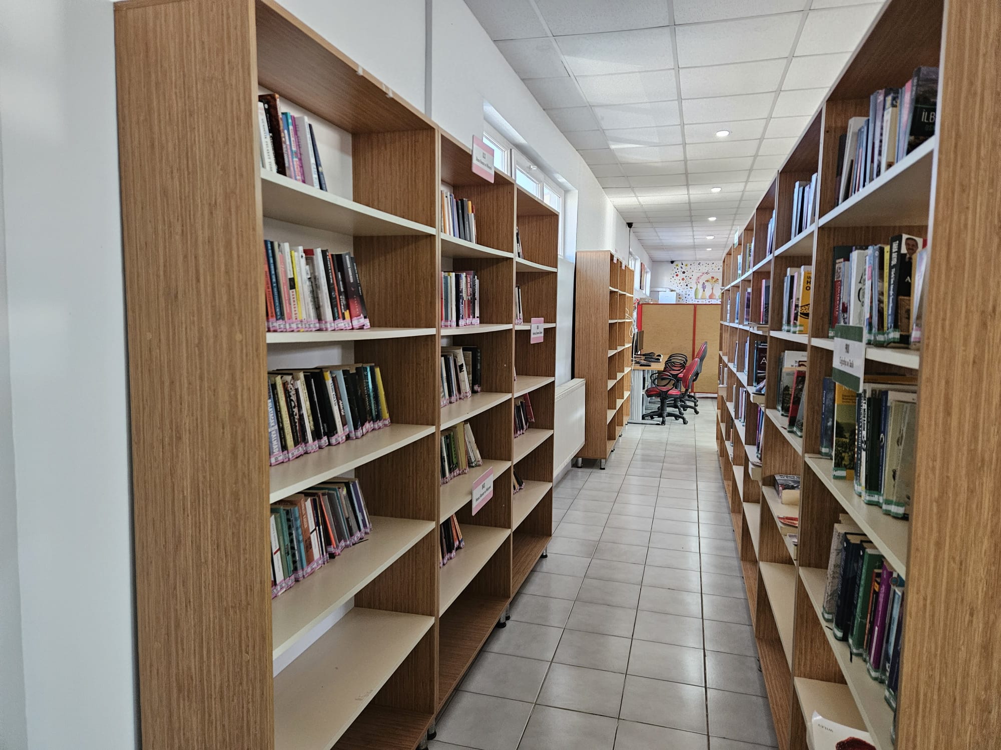 Prof. Turan Güneş İlçe Halk Kütüphanesi