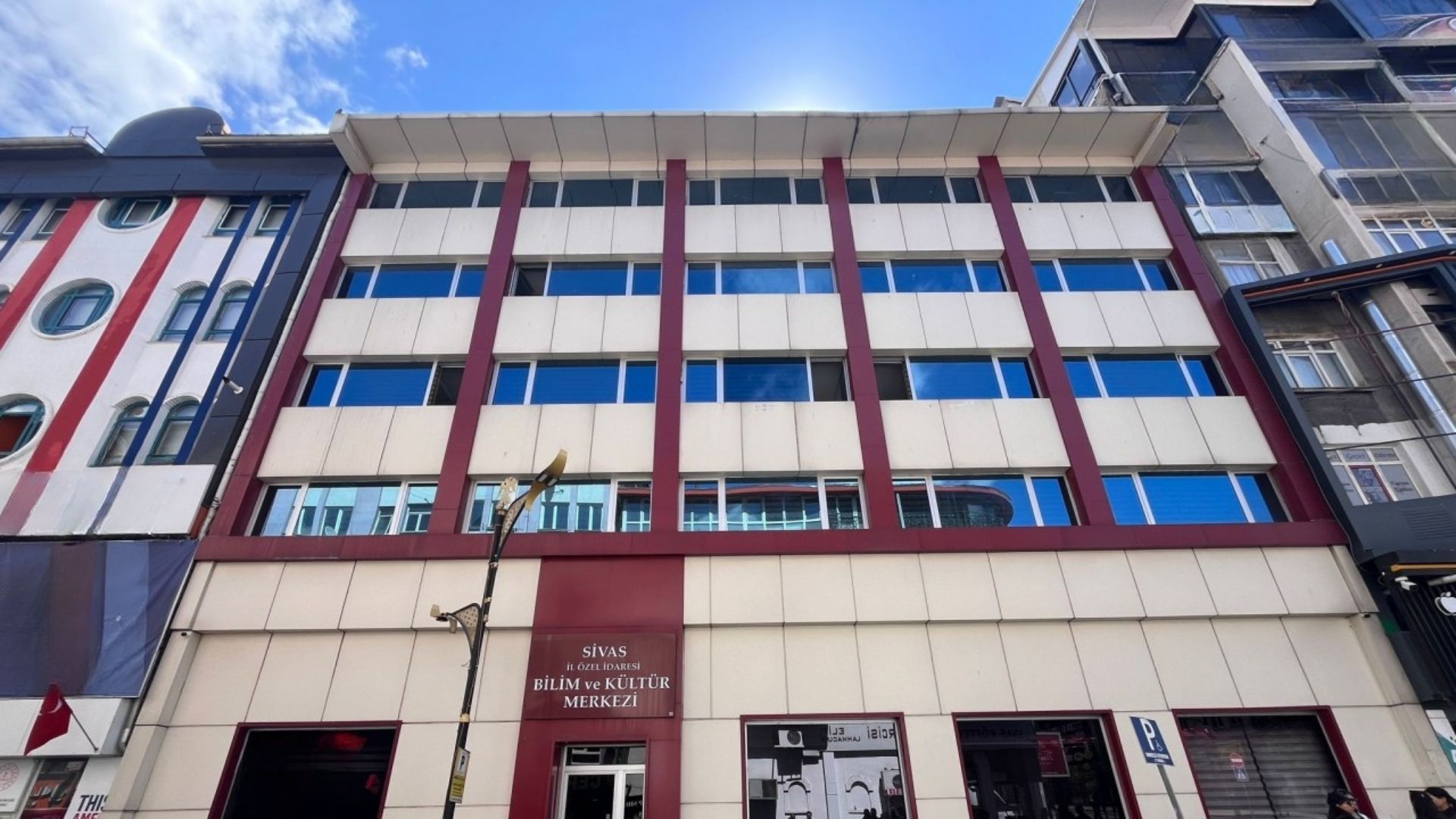 Sivas Bilim Ve Kültür Merkezi