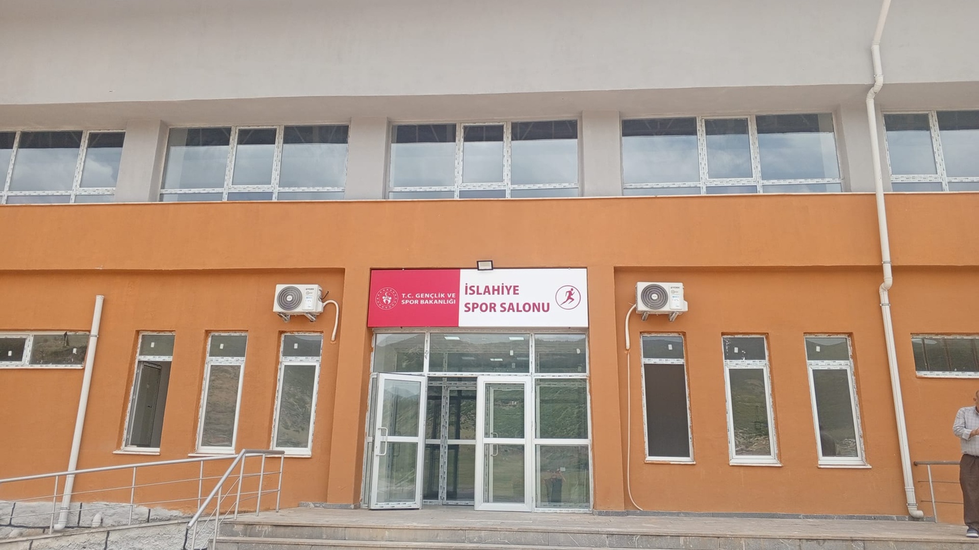 Islahiye Spor Salonu