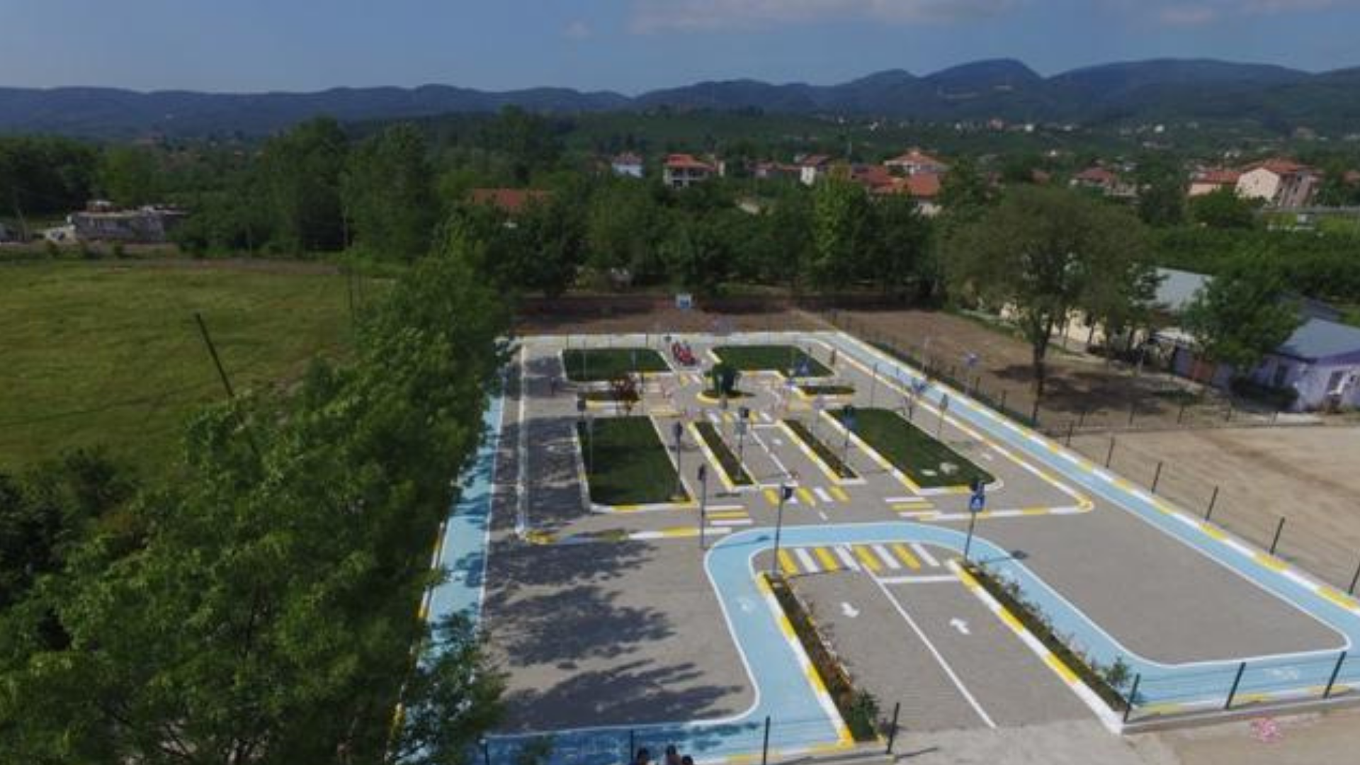 Yeniyüzyıl İlkokulu Trafik Park Eğitim Alanı