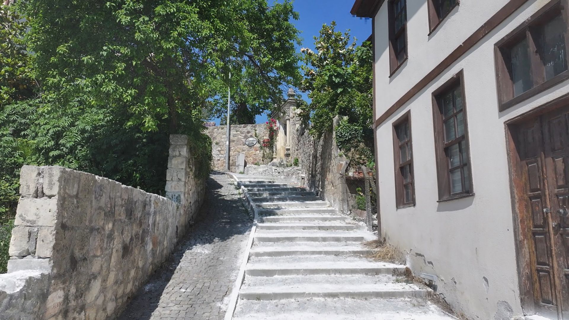 Ünye Kadılar Yokuşu ve Tarihî Evleri